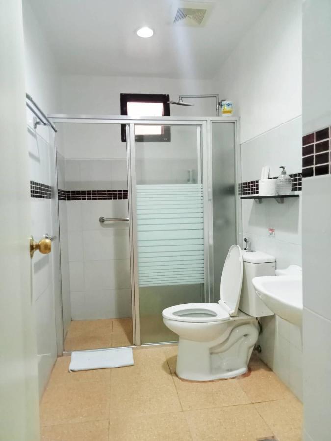 Deluxe Room,1572698471:JPEG